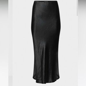 Aritzia Babaton Maxi Satin Skirt Size 4